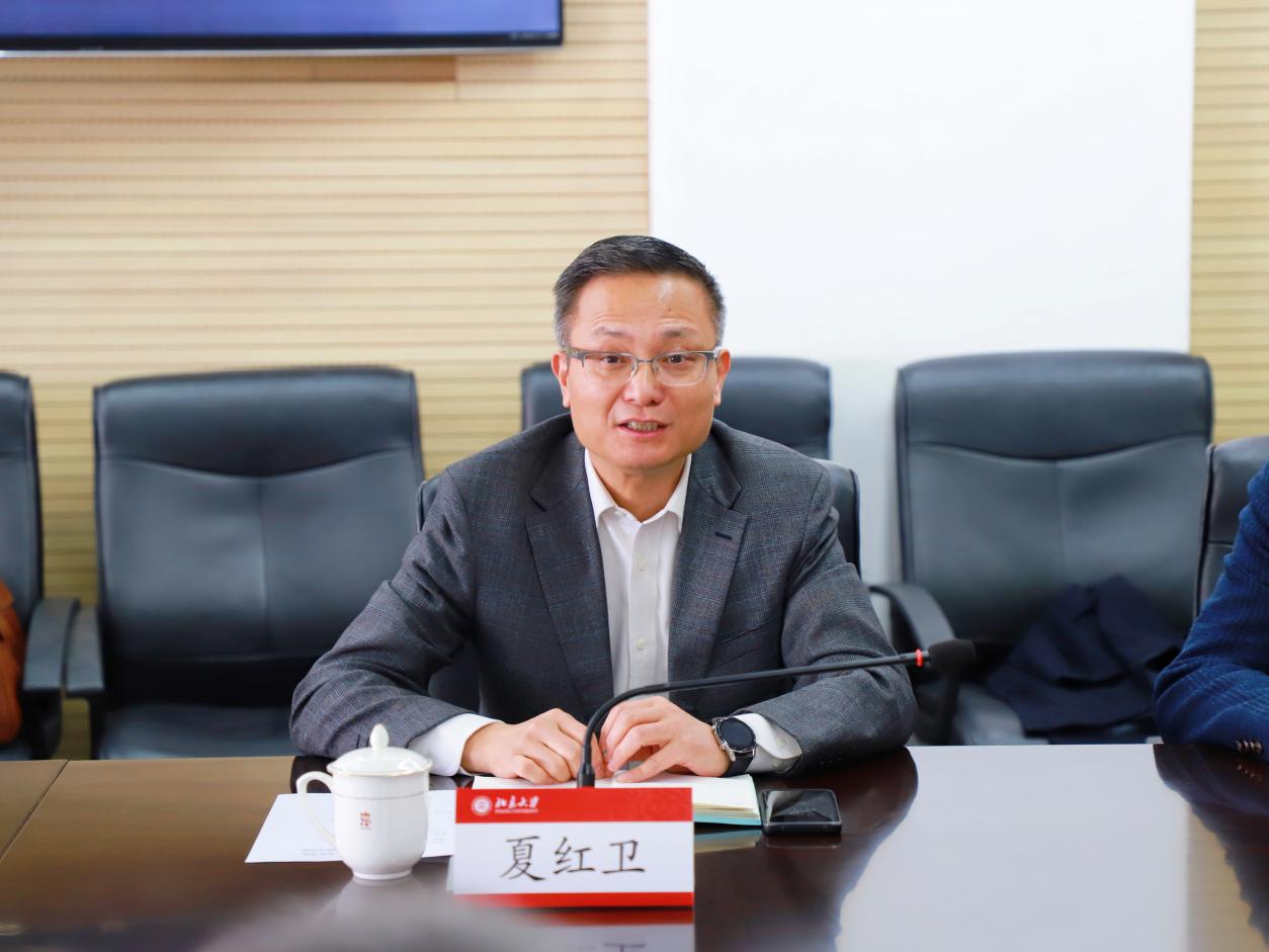 b22f4ad7cd6f497d8d8ebc8c50c00ed5.jpeg 3.jpeg